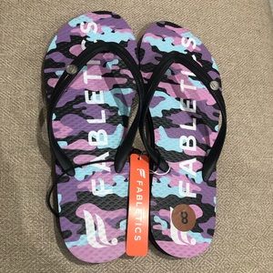 NWT Fabletics Flip Flop Size 8